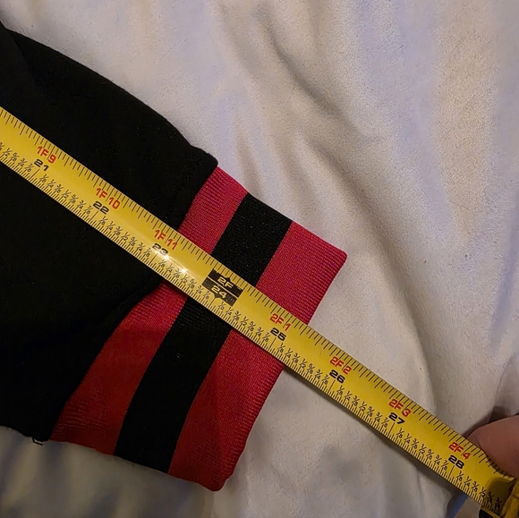 NBA New Chicago Bulls Hoodie Black Red Size L - Picture 10 of 11